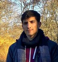 A person in a scarf

AI-generated content may be incorrect.